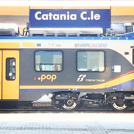 Binario 8 Catania Stazione Centrale المظهر الخارجي الصورة