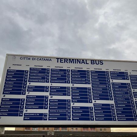 Binario 8 Catania Stazione Centrale المظهر الخارجي الصورة
